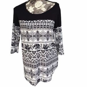 - Magic fit black and white elephant tunic